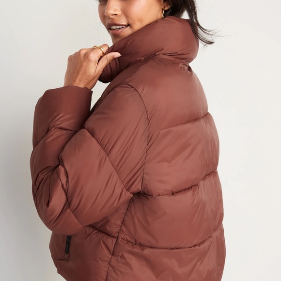 Old navy puffer jacket - Picture 2 of 3